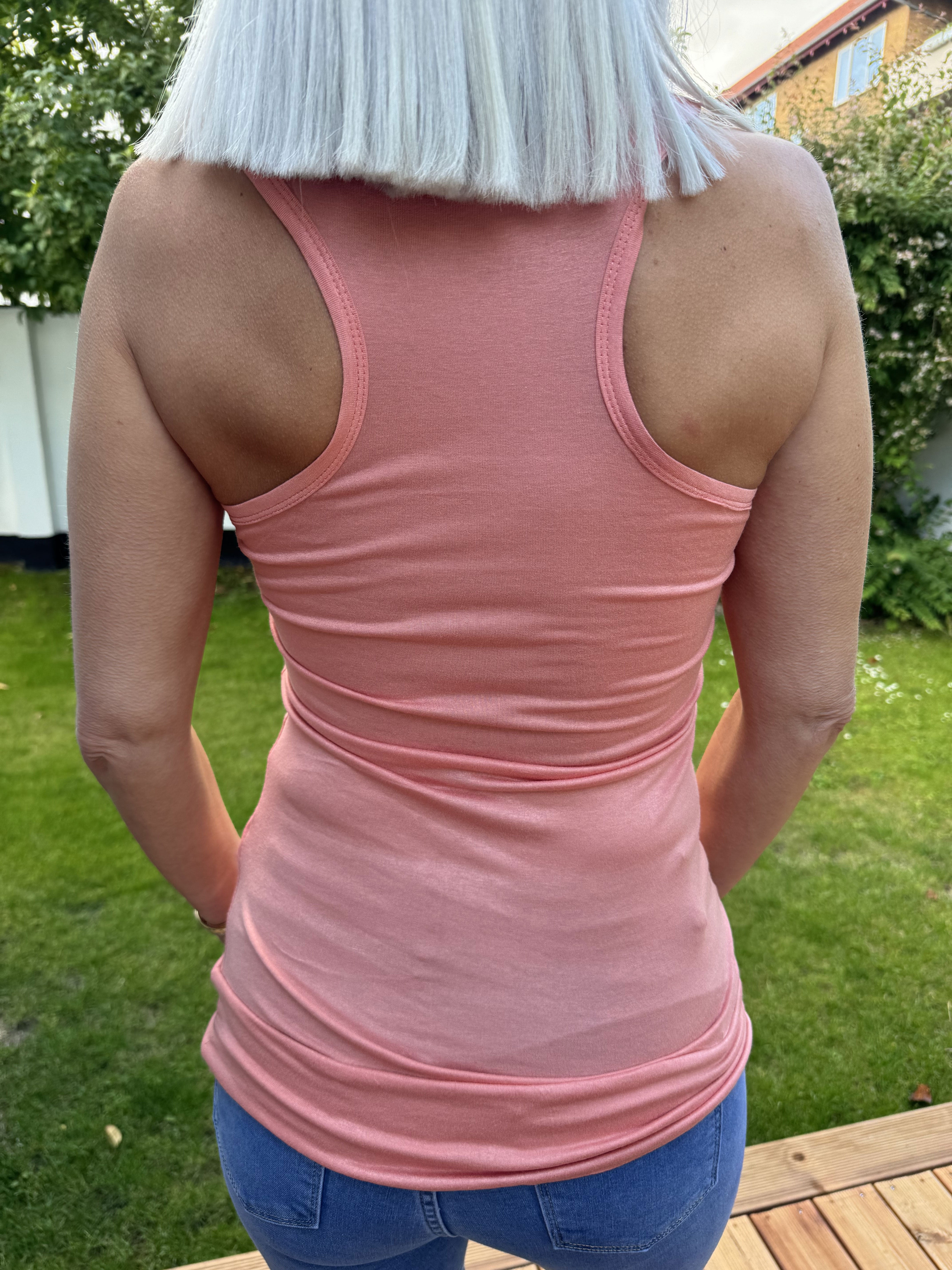 Talula - Basic topp i ventilerande material